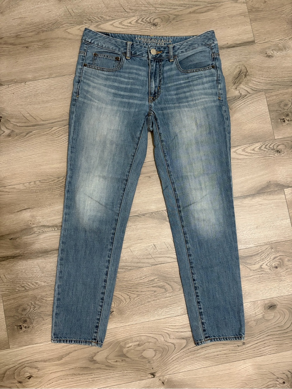 American Eagle Outfitters Women's Light Wash Jeans